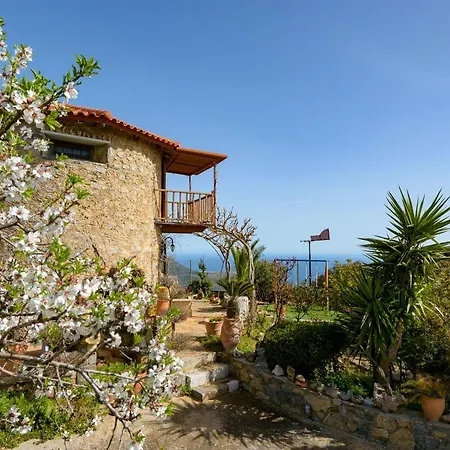 Traditional Windmill-milos Holiday home *